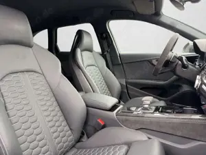 Audi RS4 Sportabgas/BO/Optik Carbon/HUD/RS-Dy Bild 4