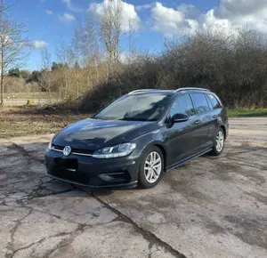 Volkswagen Golf Variant R-Line