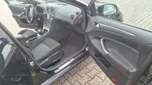 Ford Mondeo Mondeo Turnier Diesel Turnier 2.0 TDCi Trend Bild 5