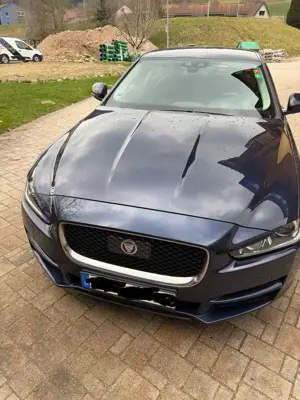 Jaguar XE XE 20d AWD Aut.Prestige