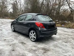 Peugeot 207 Bild 3