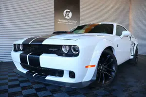 Dodge Challenger R/T 392 Scat Pack SHAKER 6.4L HEMI V8