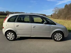 Opel Meriva Cosmo 1.6*Klima*SHZ* Schiebedach*Tüv09/26 Bild 4