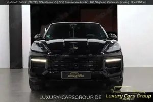 Porsche Cayenne Coupe GTS TurboGT-CarbonExterior-FullOpt Bild 2