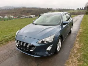 Ford Focus Turnier Cool  Connect Automatik 120ps