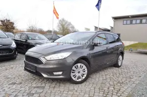 Ford Focus Turnier Business /S-HEFT/NAVI/TEMPOMAT/LED