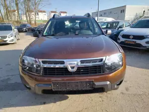 Dacia Duster I Laureate 4x4+KLIMA+PDC+AHK