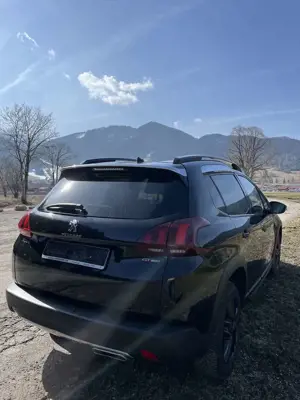 Peugeot 2008 PureTech 130 StopStart GT-Line Edition Bild 5