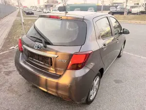 Toyota Yaris Edition-S Hybrid*Navi*SHZ*Klima* Bild 4