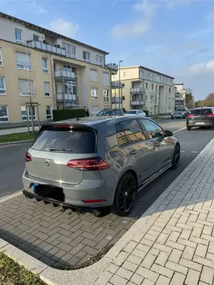 Volkswagen Golf GTI TCR 2.0 TSI OPF DSG Bild 4