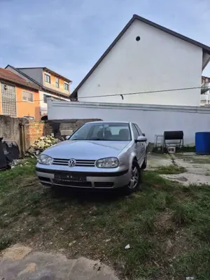 Volkswagen Golf 1.6 Automatik Bild 2