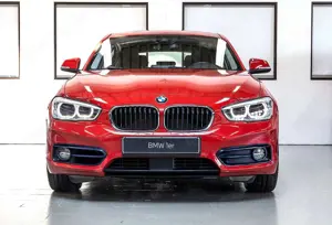 BMW 118 i SPORT AUT LED NAVI DA ACC SHZ PDC KAM BT CD 17" Bild 2