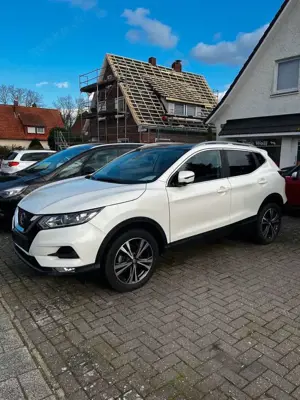 Nissan Qashqai 1.3 N-Way Bild 2