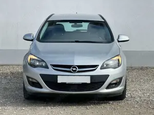 Opel Astra J Sports Tourer Edition 1.6 CDTI,AHK,2Hd.