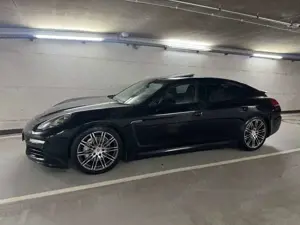 Porsche Panamera Bild 2