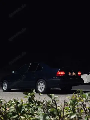 BMW 523 523i