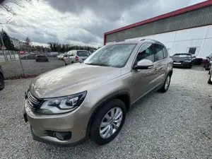 Volkswagen Tiguan SportStyle 2.0*KAMERA*BI-XENON*NAVI*TOP ZUSTAND Bild 4