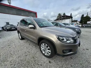 Volkswagen Tiguan SportStyle 2.0 4X4*XENON*KAMERA*ANHÄNGERKUPPLU