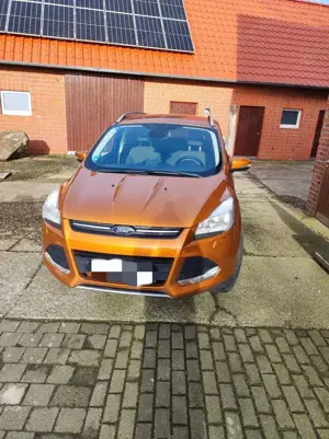 Ford Kuga Trend 8-Fach Bereift,sehr gepflegt,AHK, SH, Klima