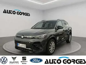 Volkswagen Tiguan R-Line 1.5 eHybrid BLACK-STYLE +AHK+eHEKK