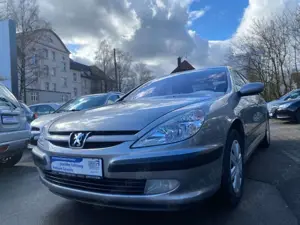 Peugeot 607 HDi*AUTOMATIK*AHK*PDC*1.HAND*SEHR GEPFLEGT