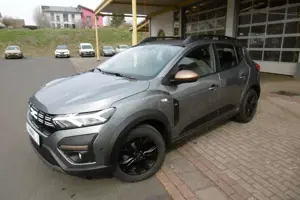 Dacia Sandero Stepway TCe 90 CVT Extreme+RFK+SDach+Alu