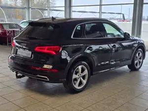 Audi Q5 45 TFSI quattro sport S tronic S line AHK 19" Bild 4