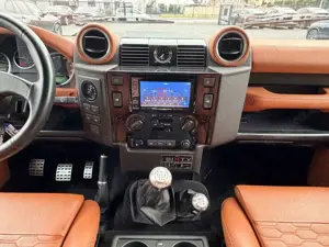 Land Rover Defender *110*SE*STARTECH*SIXTY8*LIMITED*AHK* Bild 3