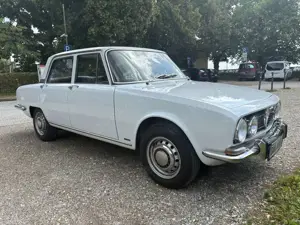 Alfa Romeo 1750