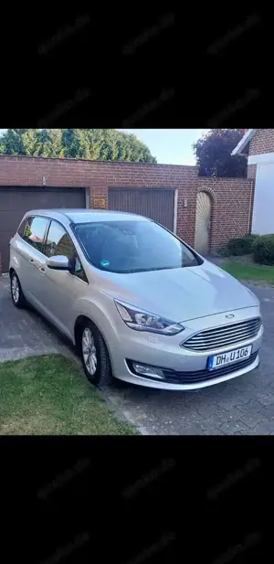Ford Grand C-Max Titanium