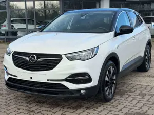 Opel Grandland X Design Line