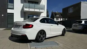 BMW 220 Bild 5