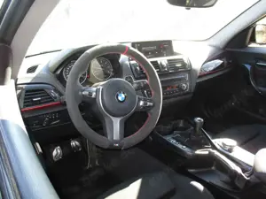 BMW 220 Bild 2