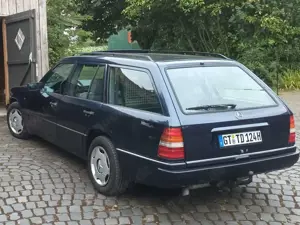 Mercedes-Benz E 250 E 250 T D