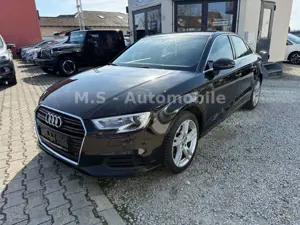 Audi A3 Limousine 1.6TDI*SHZ*PDC*Navi*USB*Xenon*Klima