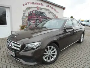 Mercedes-Benz E 200 Avantgarde NAVI/LEDER/LED/KAMERA