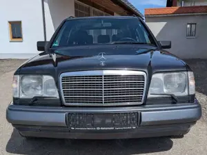 Mercedes-Benz E 320 E-Klasse T
