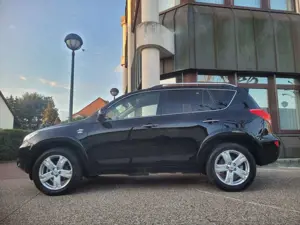 Toyota RAV 4 Executive Nur 107 TKM-LEDER-AHK-KEYLESS-DPF ! ! !!