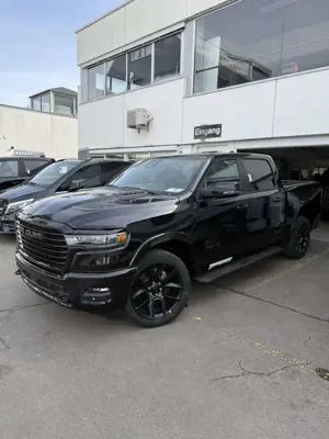 Dodge RAM 1500 Crew Laramie Night 3,0ltr  Hurricane  12 Zoll Bild 4