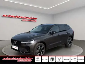 Volvo XC60 T8 AWD+BusinessPak+HUD+HarmanKardon