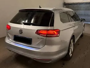 Volkswagen Passat Variant Passat Variant 1.6 TDI (BlueMotion Technology) Trendline Bild 5