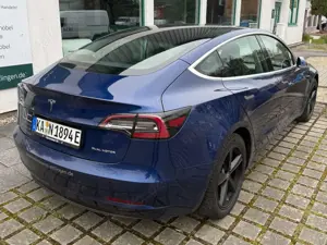 Tesla Model 3 Model 3 Langstreckenbatt. Allradantrieb Dual Motor Bild 4