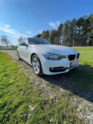 BMW 320 320d Sport-Aut. Blue Performance