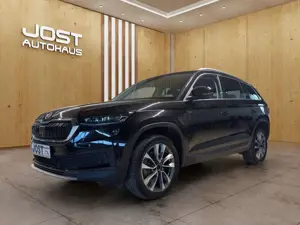 Skoda Kodiaq CLEVER 2.0 TDI DSG 4x4 Navi MatrixLED AHK Kessy ACC Kamera