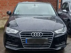 Audi A3 A3 SPORTBACK.attraction-G-tron S.line .1HAND