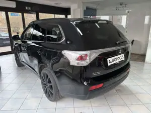 Mitsubishi Outlander Bild 4