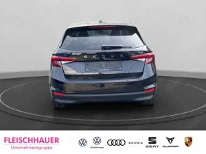 Skoda Fabia Tour 1.0 TSI  18''-LM ACC CARPLAY PHONEBOX Bild 5