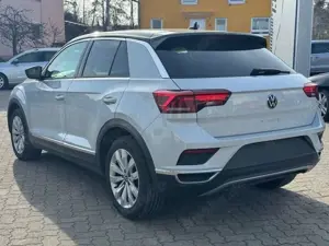 Volkswagen T-Roc Sport Bild 5