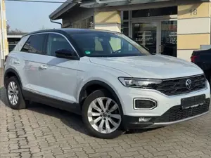 Volkswagen T-Roc Sport Bild 2