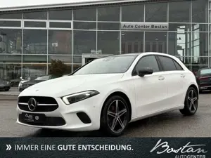 Mercedes-Benz A 200 KEYLESS/MULTIBEAM/PANO/KAMERA/AHK/1.HAND